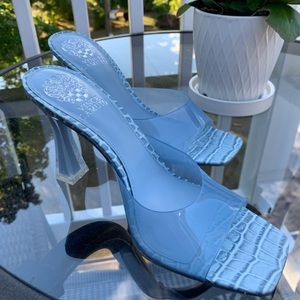 Vince Camuto Summer Sandals - Brand New. Only worn once. True to size.